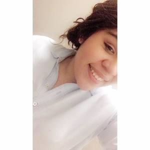 Meet your Posher, Claudia